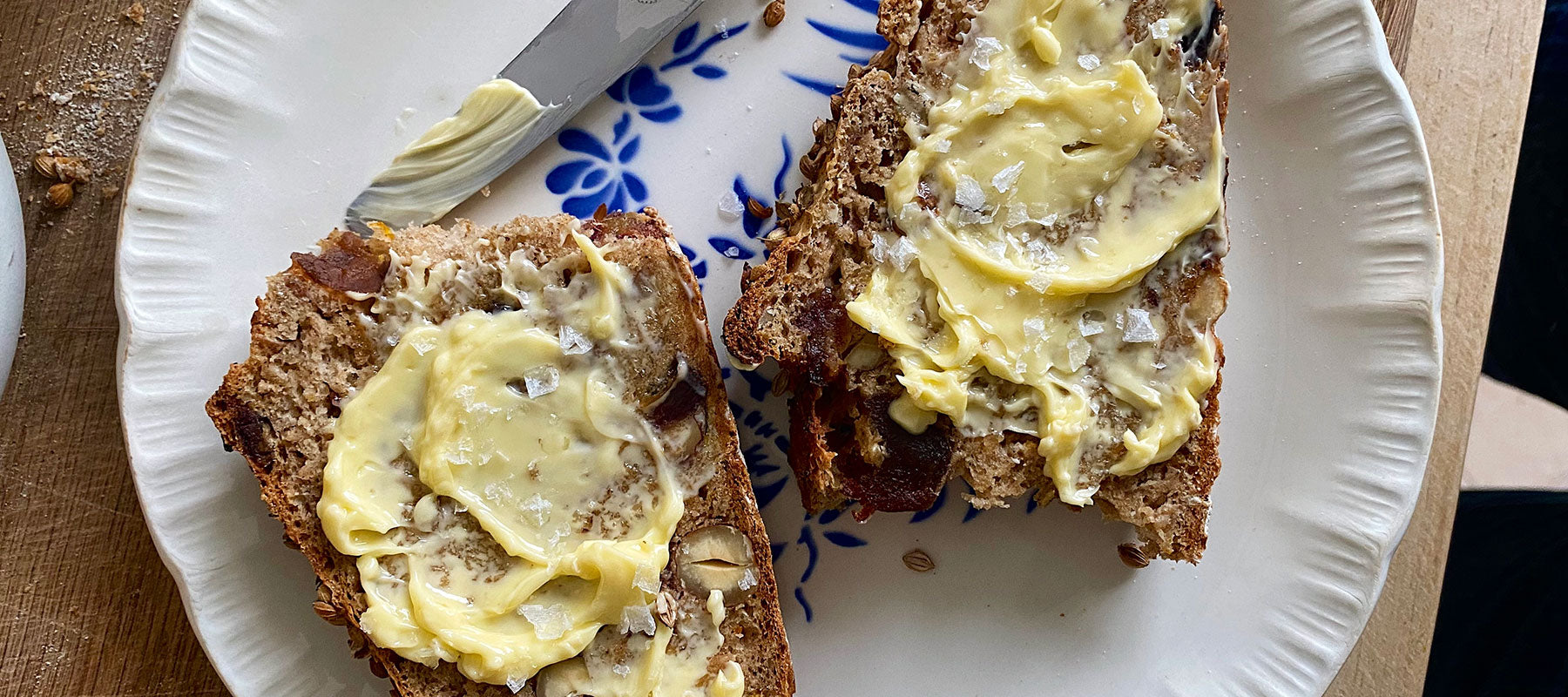 Comfort Food: Spiced Date and Orange Soda Bread