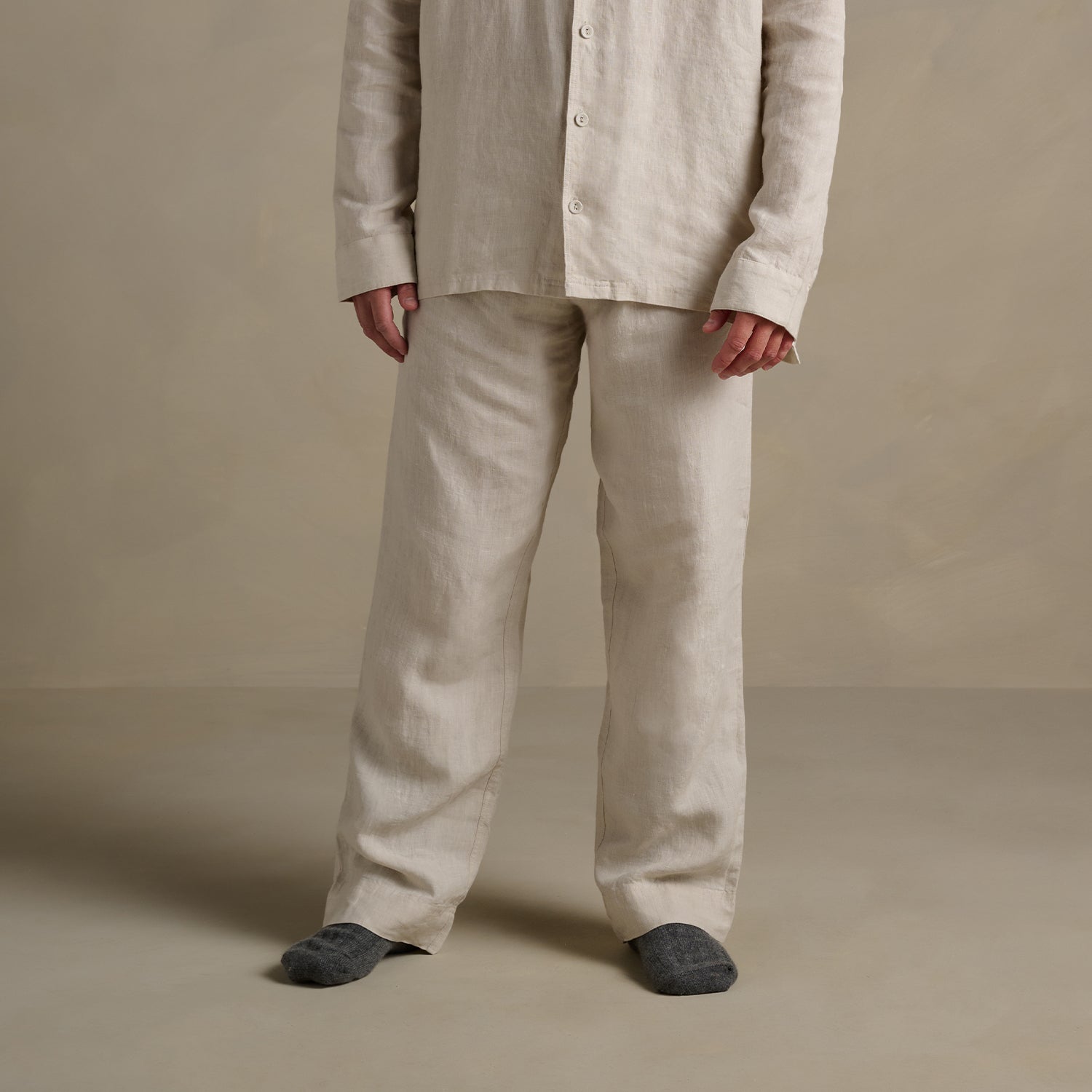 The Men's Linen Trouser - Clay