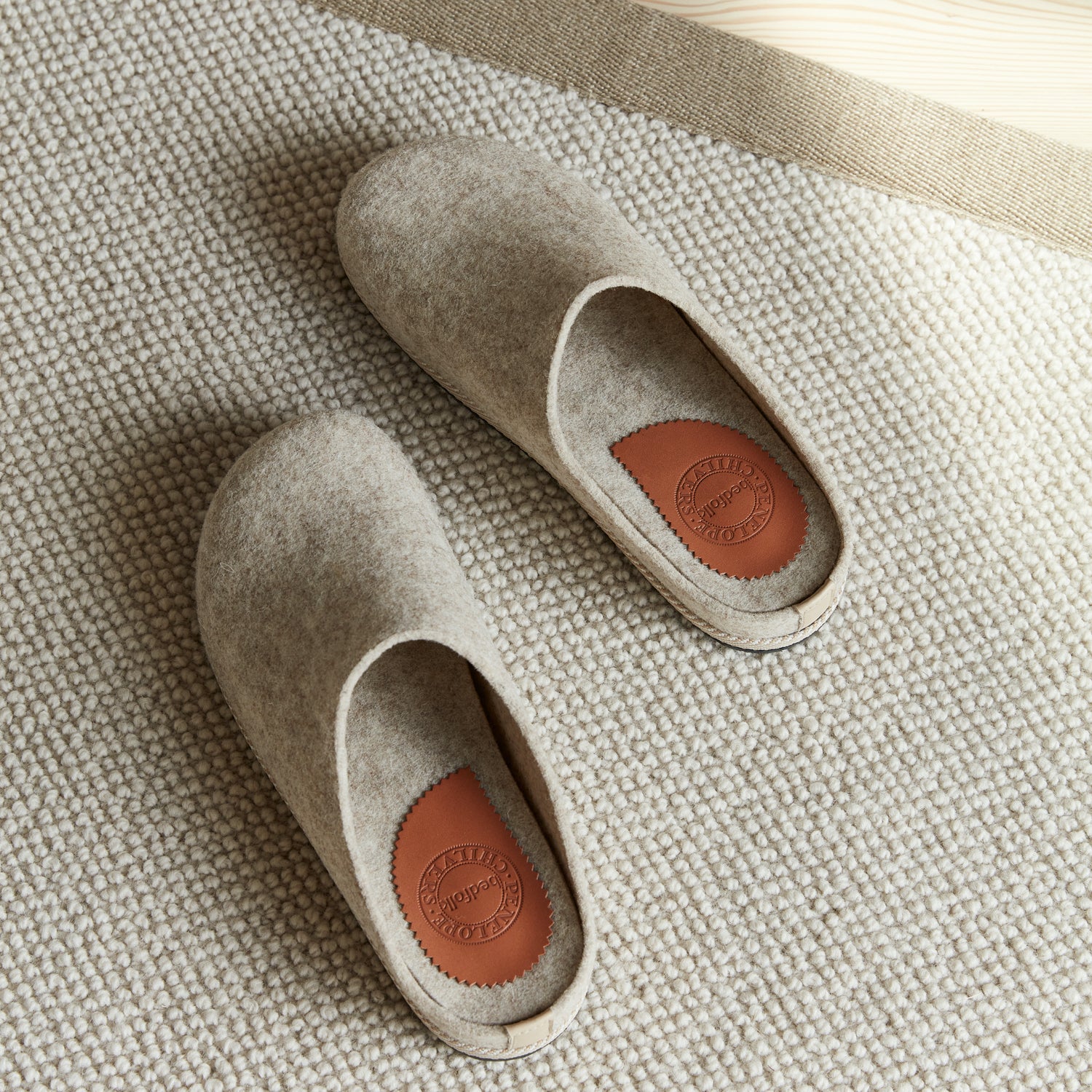 The Slipper - Clay