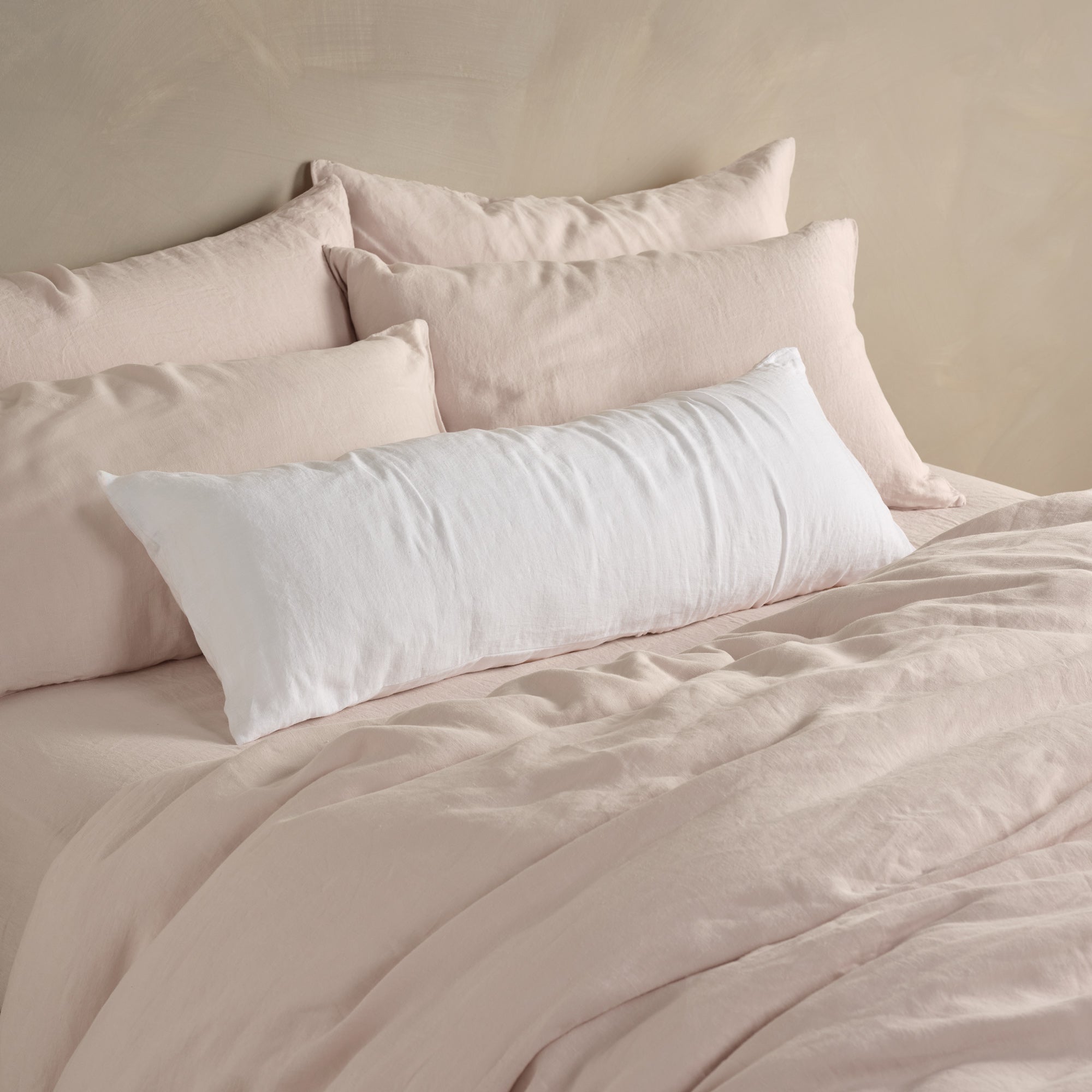 The Long Linen Pillowcase - Snow