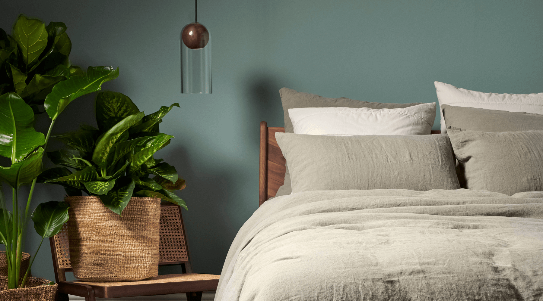 5 Calming Paint Colours That Will Transform Your Bedroom