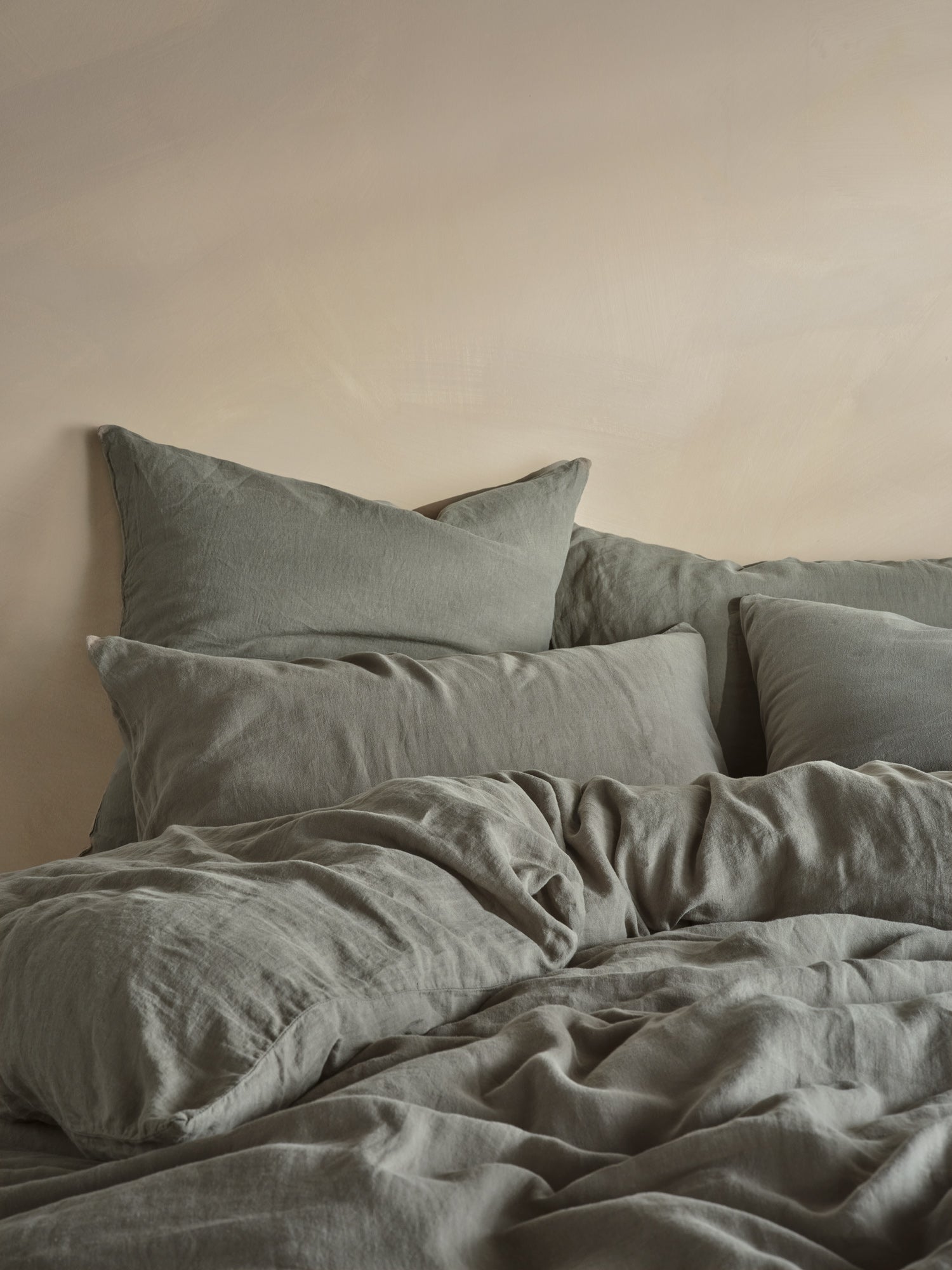 Moss Green Bedding