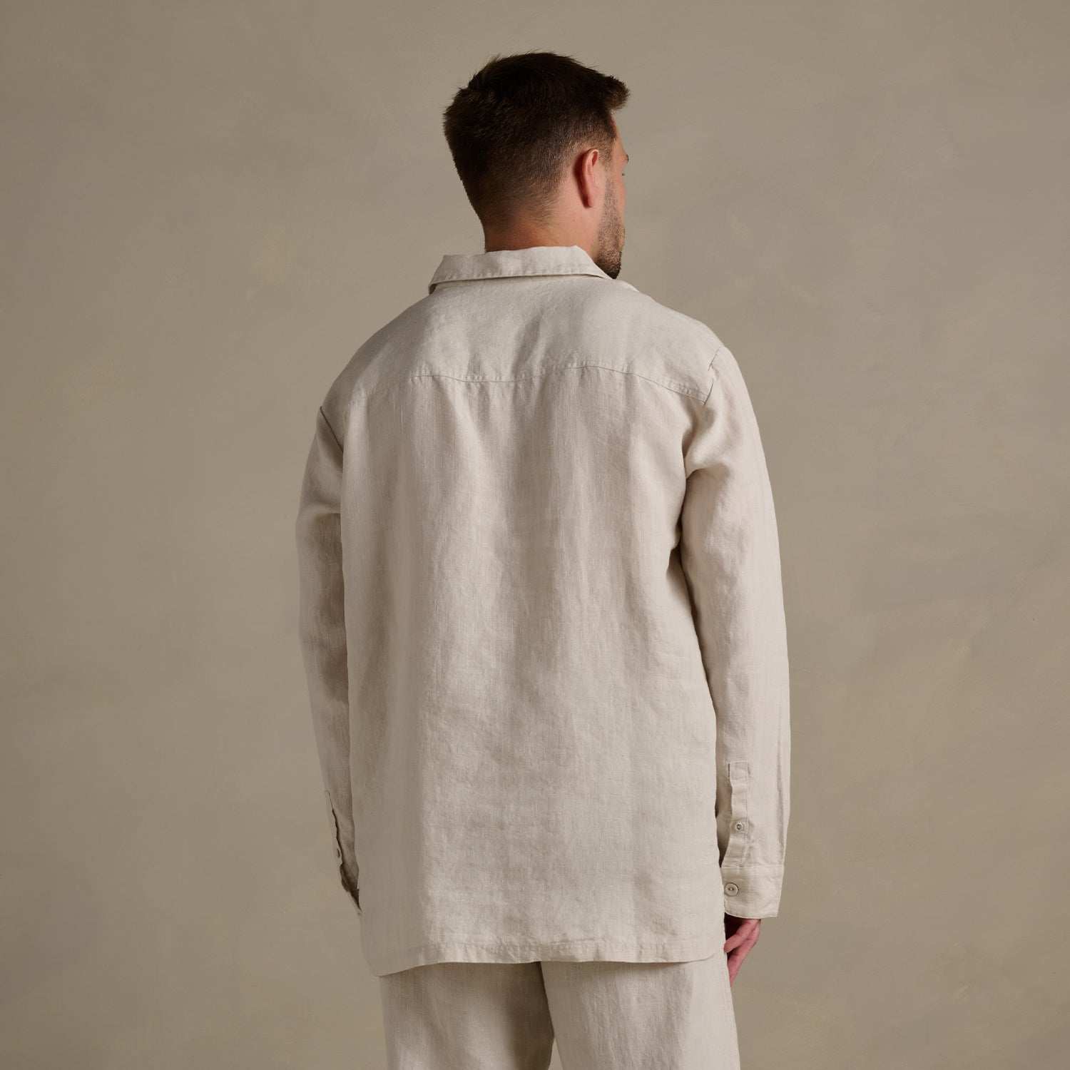 The Men's Linen Shirt - Clay