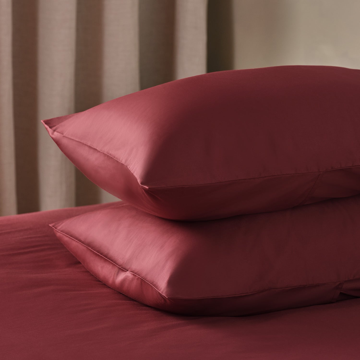 Luxe Cotton Pillowcase Pair - Wine