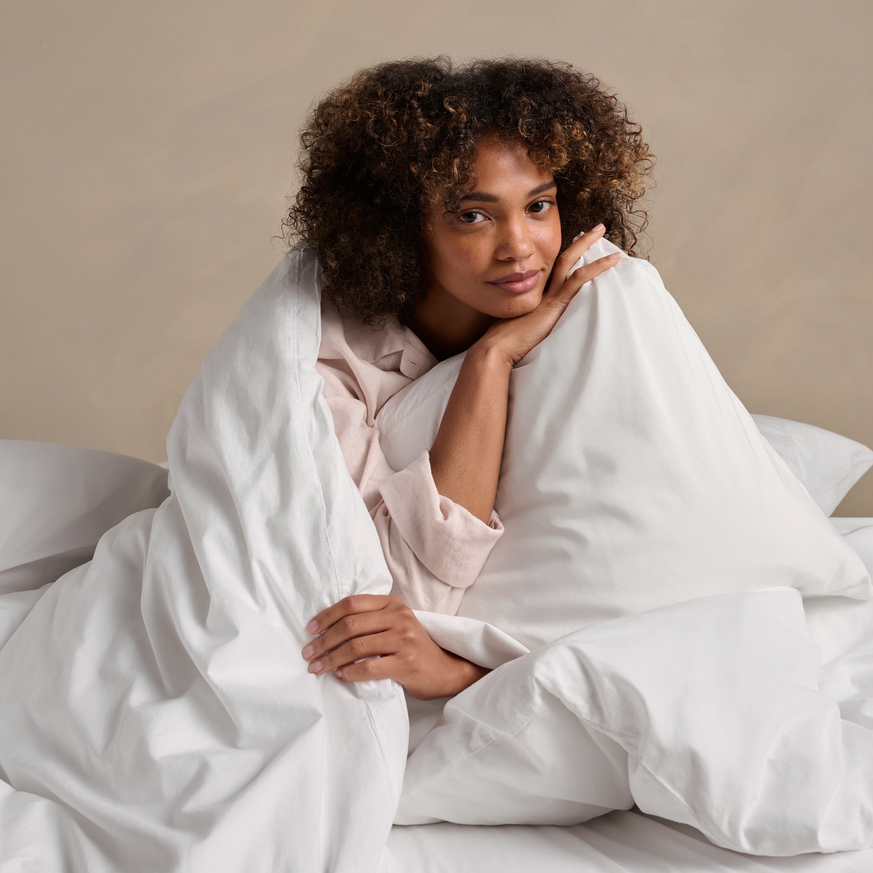 Bedfolk_Relaxed-Cotton-Pillowcase-Pair-Snow_1x1.jpg