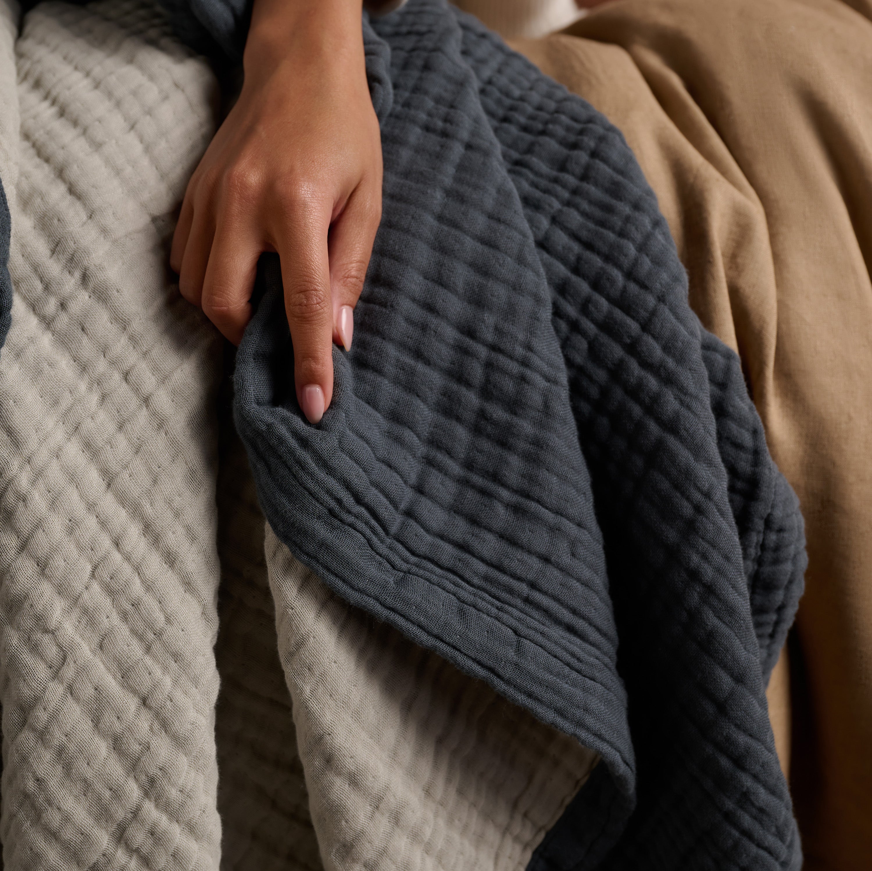 The Reversible Dream Cotton Throw - Ink / Clay