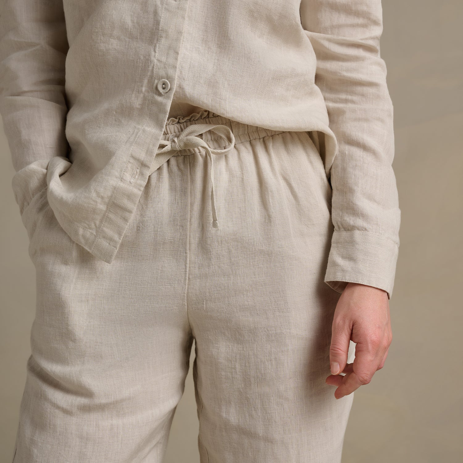 The Women's Linen Trouser - Clay