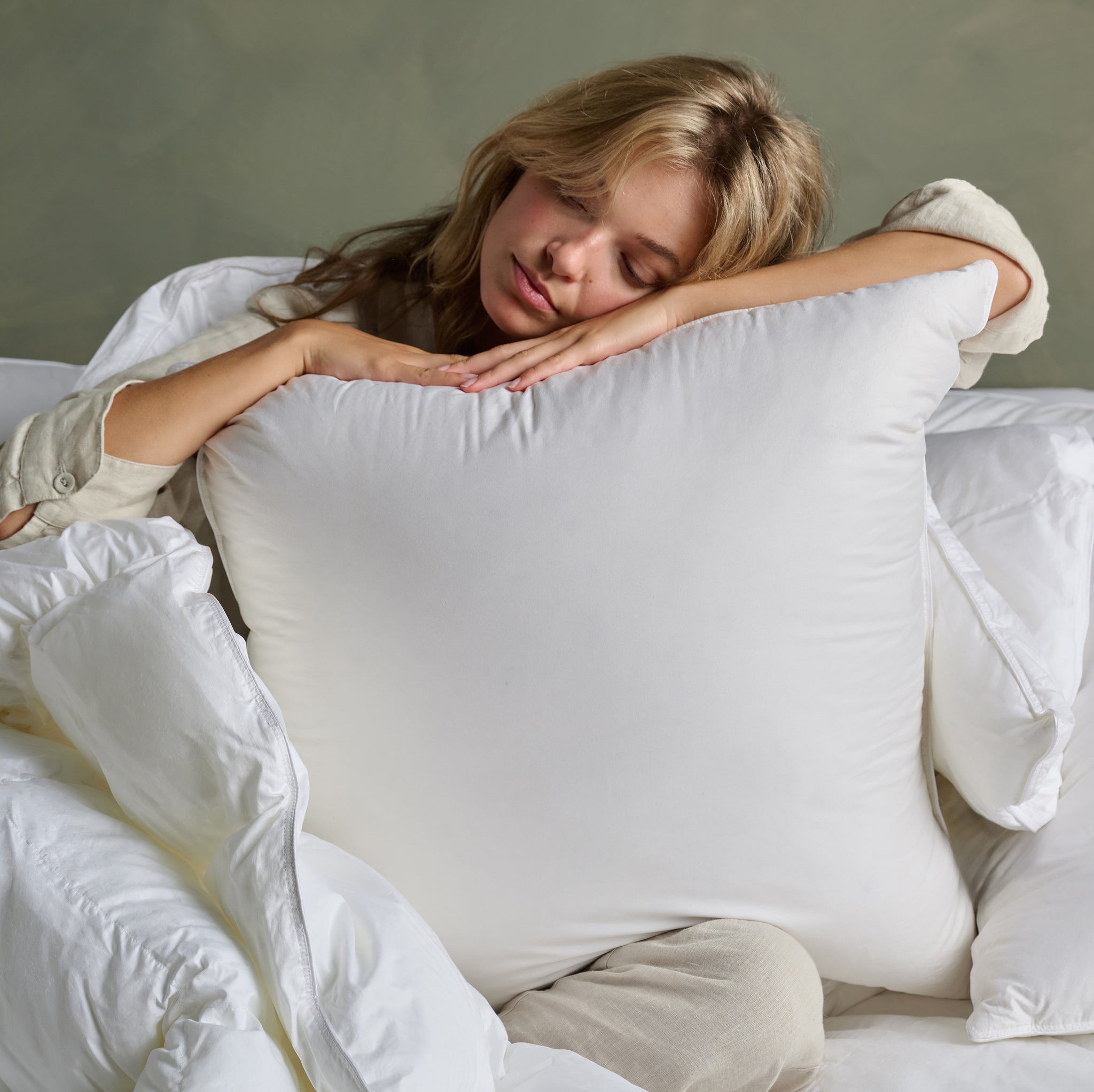 The Down Alternative Square Pillow | 65 x 65cm | Bedfolk