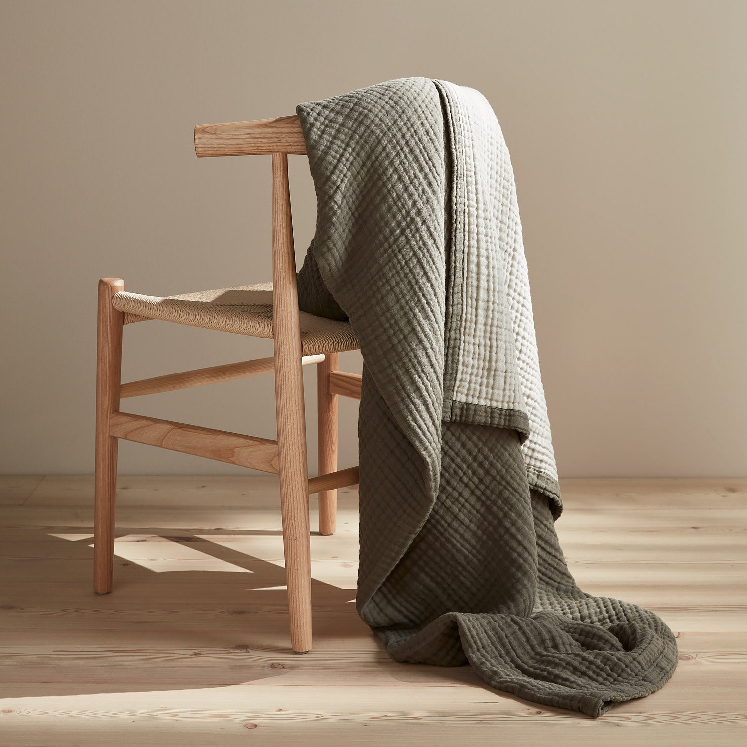 The Reversible Dream Cotton Throw - Moss / Clay